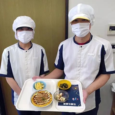 夏祭りをイメージした特別食